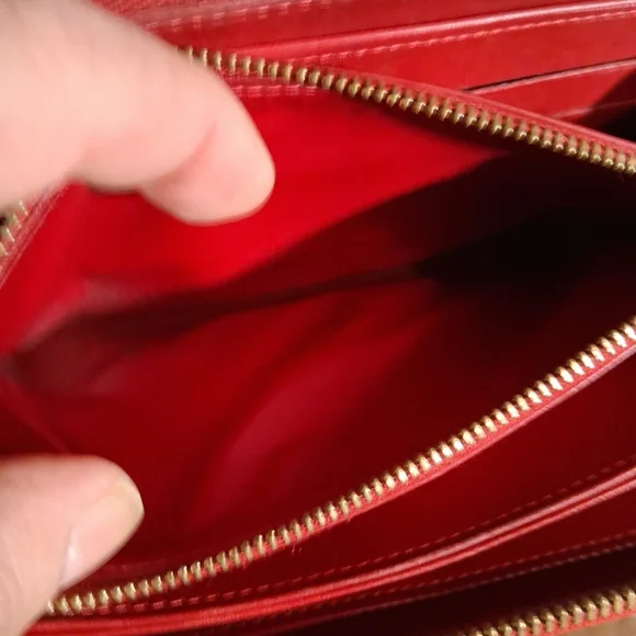 Louis Vuitton Red Embossed Wallet - Picture 12 of 16